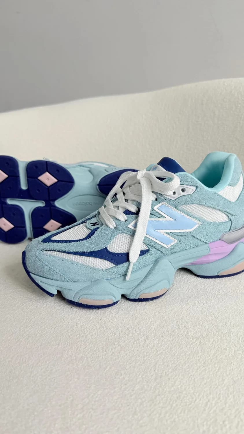 New Balance 9060 azul claro e lilás