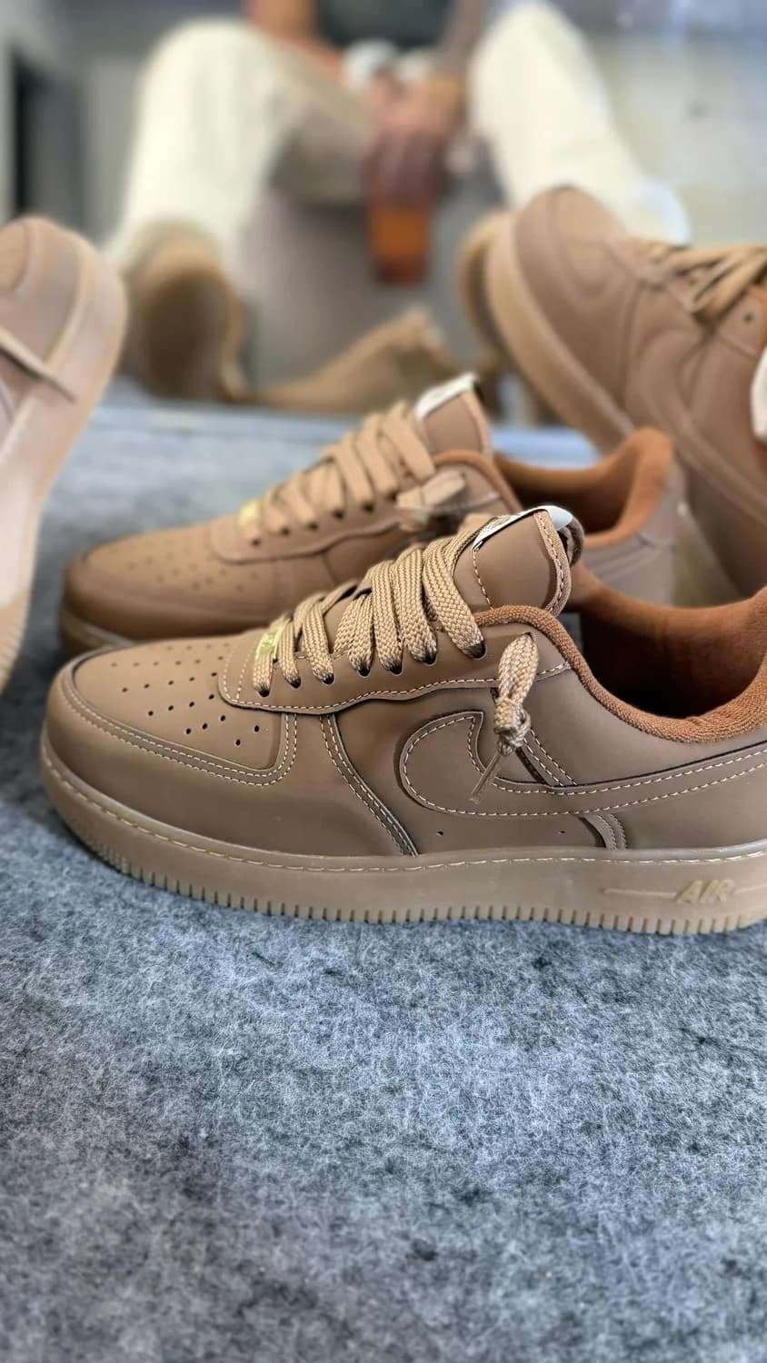 Nike Air Force 1 bege