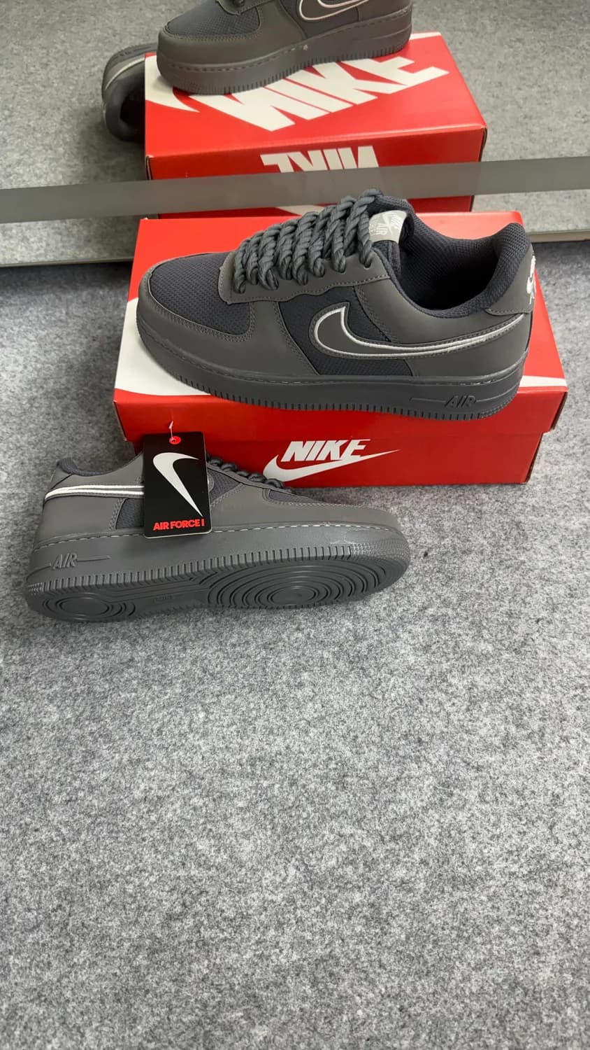 Nike Air Force 1 cinza