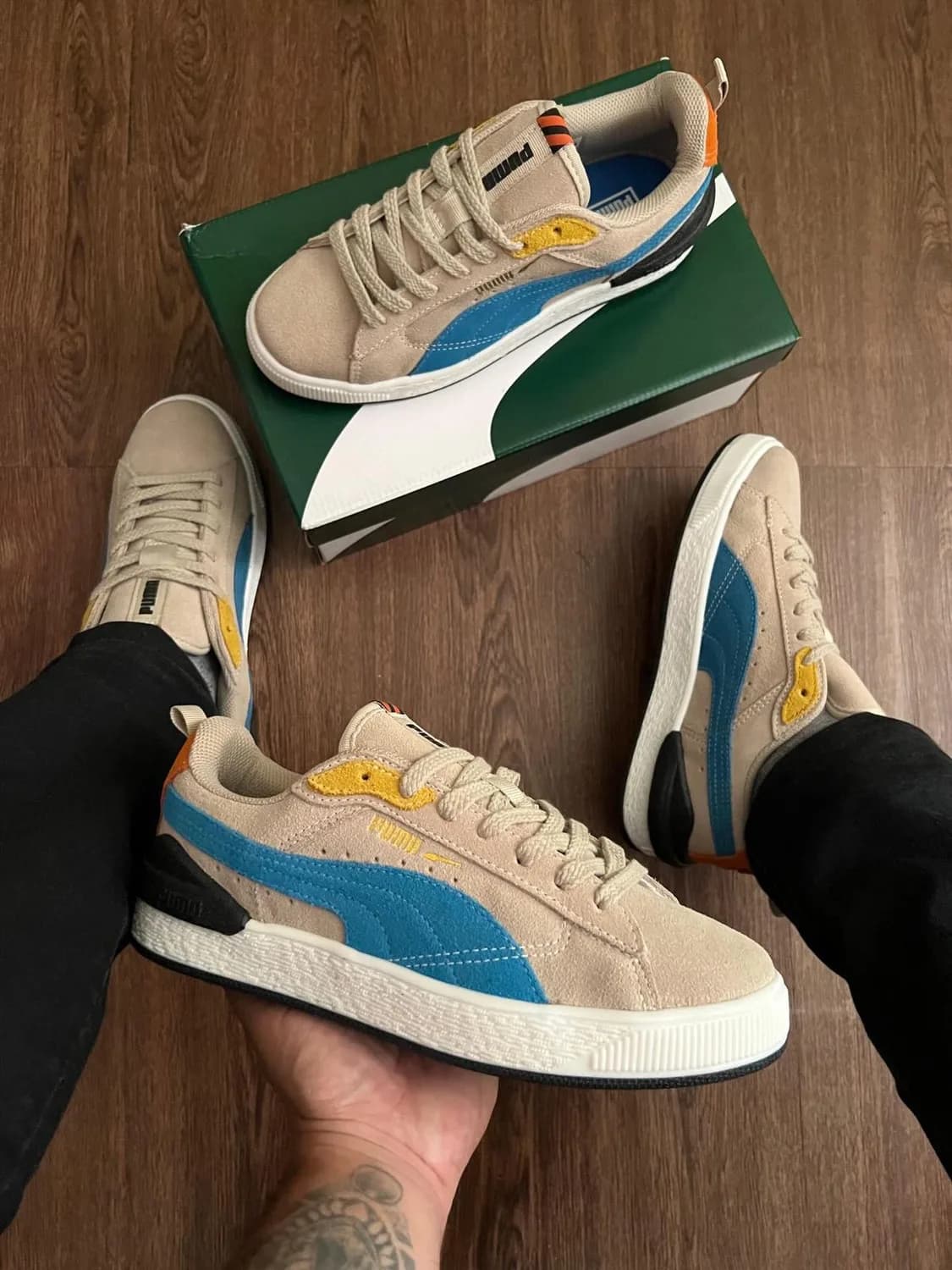 Puma Suede bege e azul